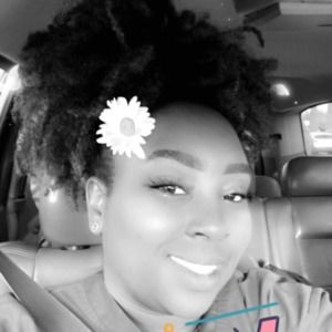 Meet your Posher, Constance